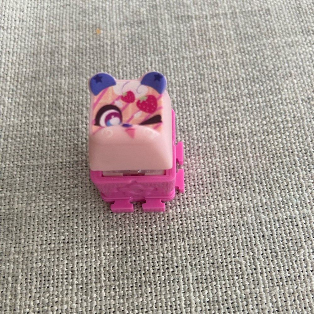 Individual Clickeez Key: BerryWaffles
